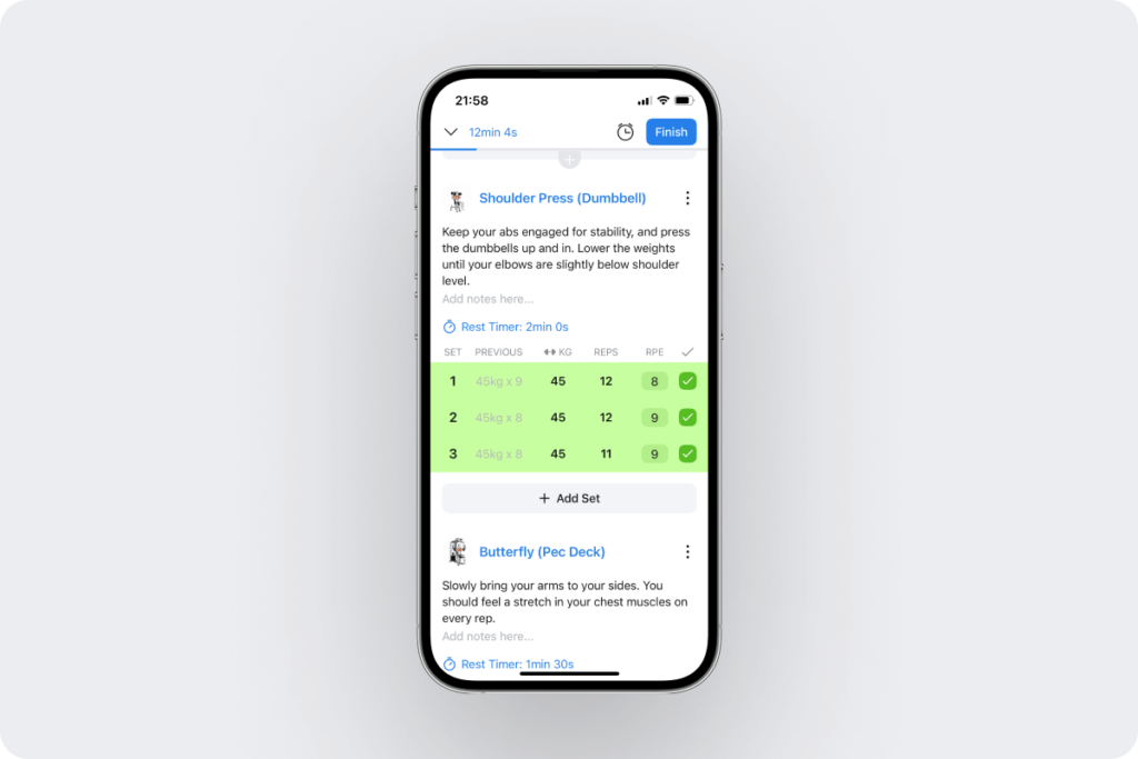 a look at the previous workout values that appear when logging a Hevy workout